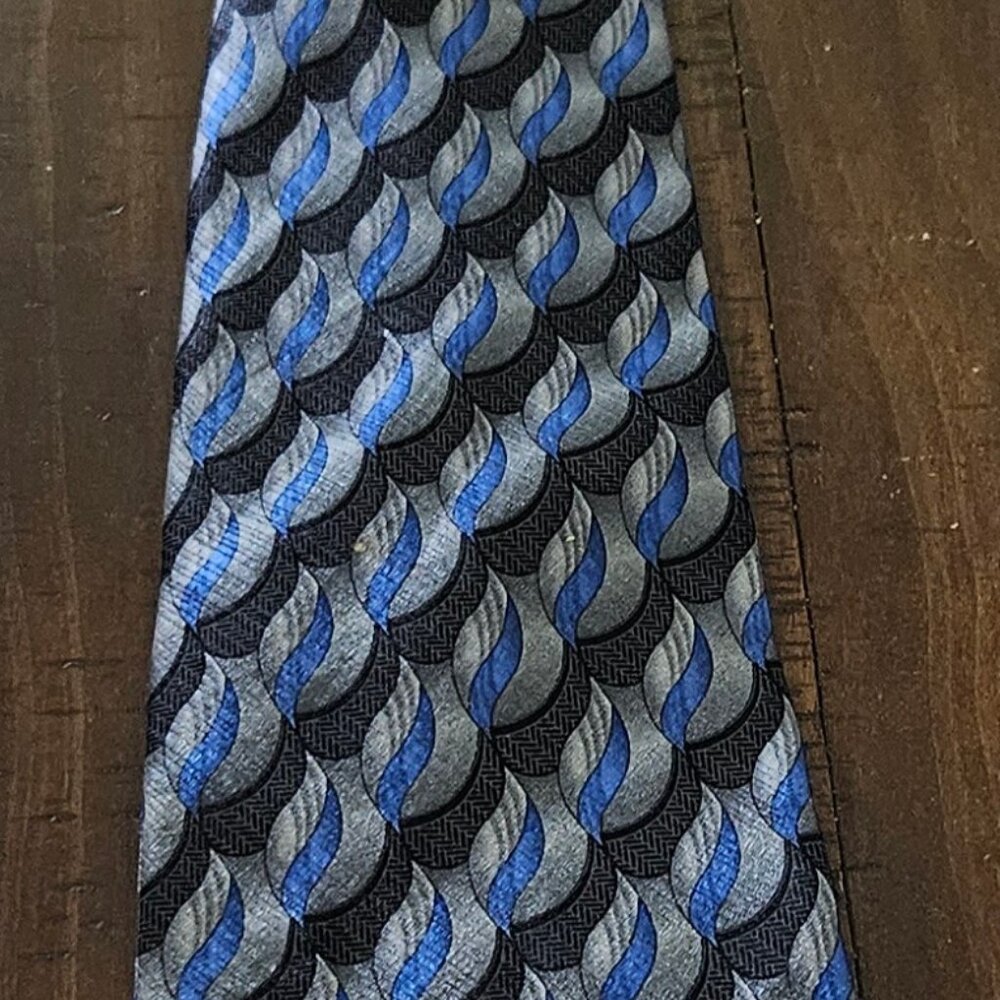 Geoffrey Beene Royal Blue and dark Charcoal Grey colors